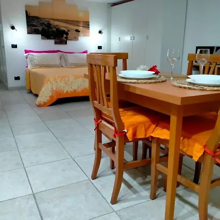 Apartment Monolocale Centro Storico Via Giardini Cagliari