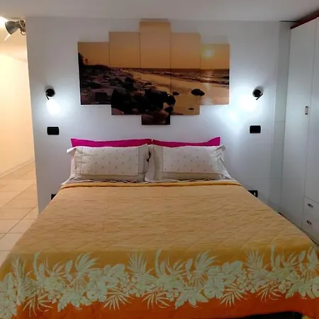 Monolocale Centro Storico Via Giardini Apartment Cagliari